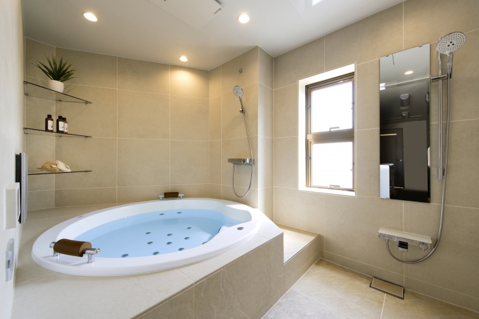 ジャグジーバス 高級オーダーメイドユニットバスルーム 大型円形浴槽 豪邸 豪華 ガラス張り これがユニットバス 自由度の高い変型オーダーシステムバス ギャラリー お洒落でラグジュアリーなバスタブ 浴槽を演出 ジャグジーバス 高級オーダーメイドユニットバスルーム 大型円形浴槽 豪邸 豪華 ガラス張り これがユニットバス 自由度の高い変型オーダーシステムバス ギャラリー お洒落でラグジュアリーなバスタブ 浴槽を演出